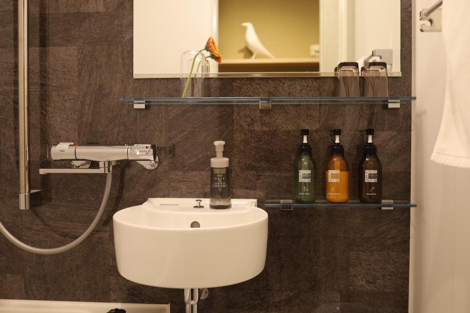 Excellent Hotel - Vacation Stay 50210V Киото Екстериор снимка